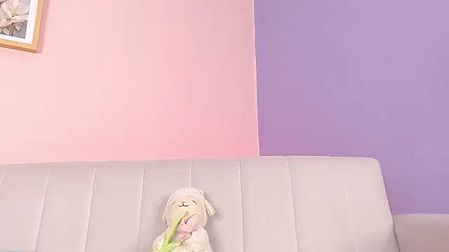 lourdes moon22 online show from 10-23-25, 01:21