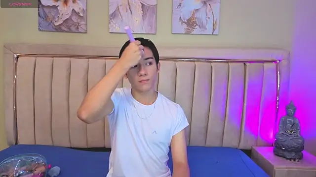 Jessyy Mateus online show from 10-12-25, 04:36