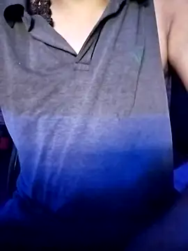 Snapshot of HIIMSINGLEBOY chatting on 10-06-25, 07:03 HIIMSINGLEBOY online show from 10-06-25, 07:03