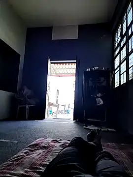 Snapshot of HIIMSINGLEBOY chatting on 10-29-25, 06:34 HIIMSINGLEBOY online show from 10-29-25, 06:34