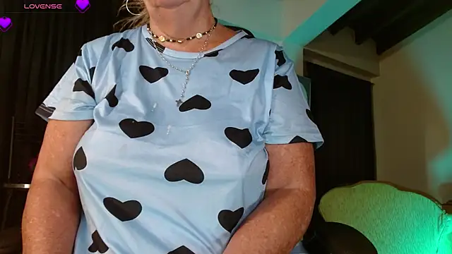  SARAI DUPONT online show from 02-15-26, 11:09