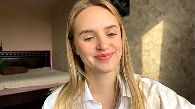 ElisabetLorney online show from 10-11-25, 08:04