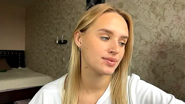 ElisabetLorney online show from 09-27-25, 07:36