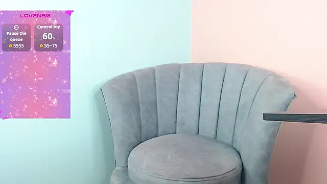 Snapshot of akisha_lims26 chatting on 10-17-25, 01:35 akisha lims26 online show from 10-17-25, 01:35
