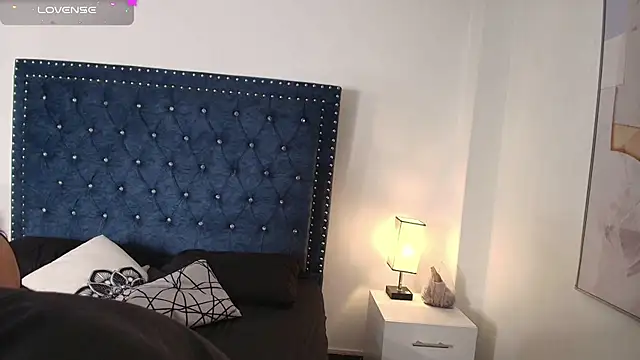 Damian and roxanne online show from 06-27-26, 12:33