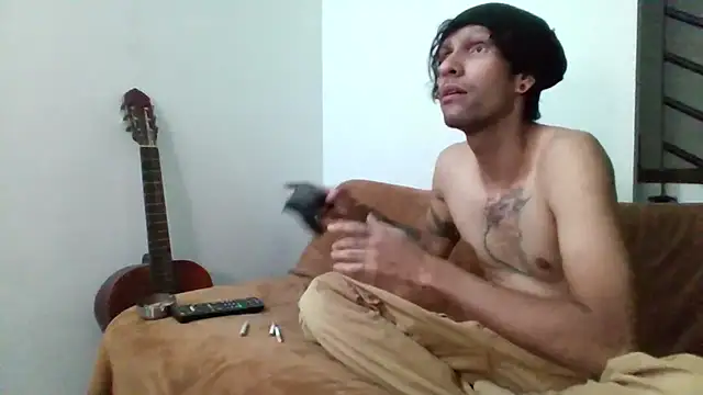 Snapshot of Alejandro92_cali chatting on 06-06-26, 03:01 Alejandro92 cali online show from 06-06-26, 03:01