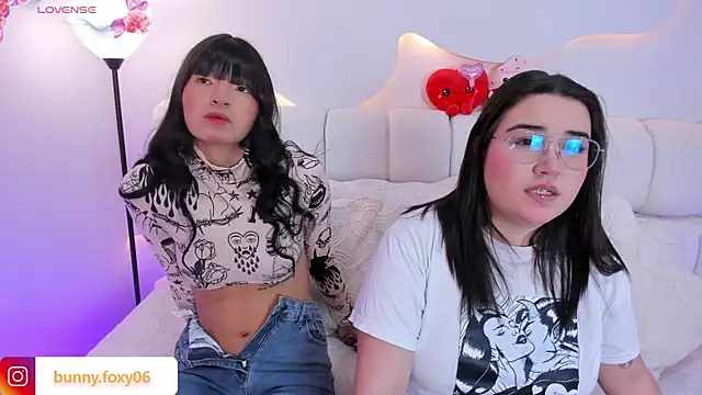 Snapshot of foxybunny chatting on 03-04-26, 04:20 foxybunny online show from 03-04-26, 04:20