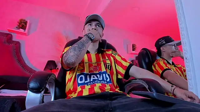 liaamsmiith  online show from 01-16-26, 12:31