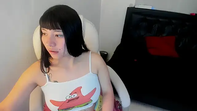 Zulema R1 online show from 11-28-25, 02:56