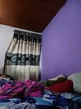 Zulema R1 online show from 06-18-26, 10:59