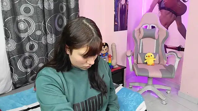 Zulema R1 online show from 02-24-26, 03:18