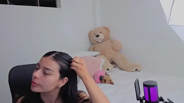 valerihouse online show from 12-14-25, 12:50