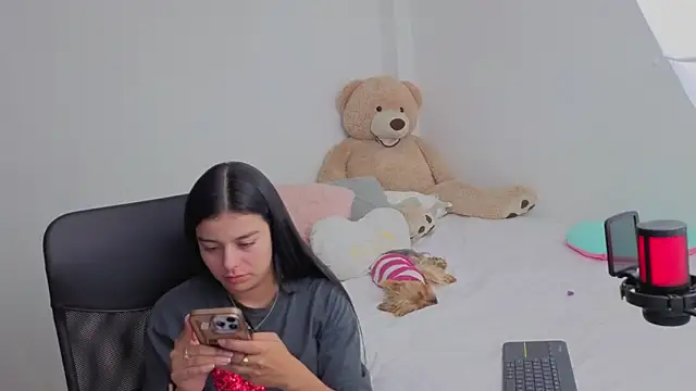 valerihouse online show from 03-01-26, 01:49