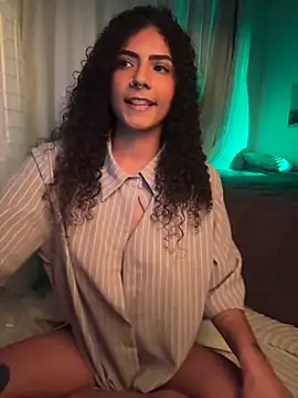 Snapshot of kushg_rl chatting on 06-17-26, 02:00 kushg rl online show from 06-17-26, 02:00