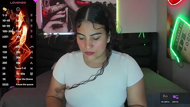 Snapshot of Sara_Bdsm_ chatting on 02-12-26, 02:22 Sara Bdsm online show from 02-12-26, 02:22