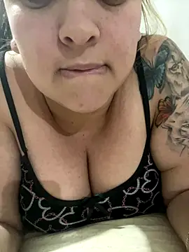 bruna438 online show from 11-06-25, 10:14