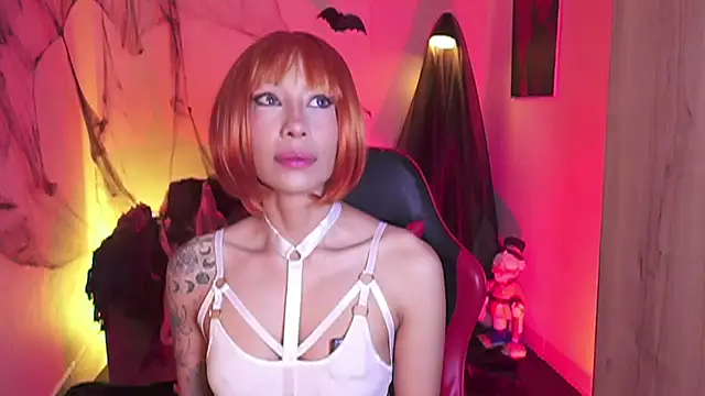 AnnaKimm online show from 10-25-25, 11:49