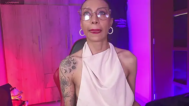 AnnaKimm online show from 02-01-26, 10:19