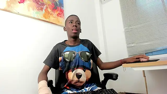 Alan blacke online show from 11-19-25, 01:22