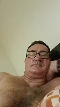 Snapshot of goldenman59 chatting on 10-13-25, 10:54 goldenman59 online show from 10-13-25, 10:54