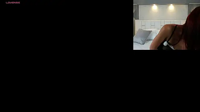 LunnaBlake online show from 03-05-26, 04:20