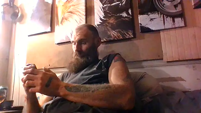 Snapshot of Cowboy815 chatting on 05-23-26, 04:00 Cowboy815 online show from 05-23-26, 04:00