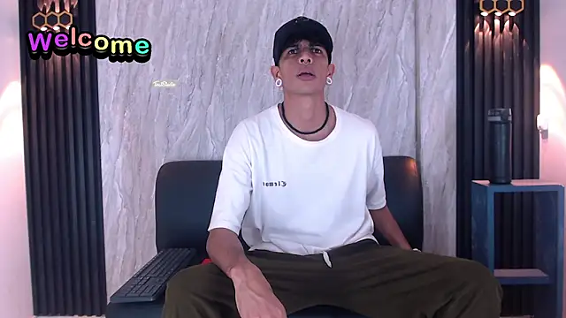 Franvill Trato online show from 10-24-25, 07:35