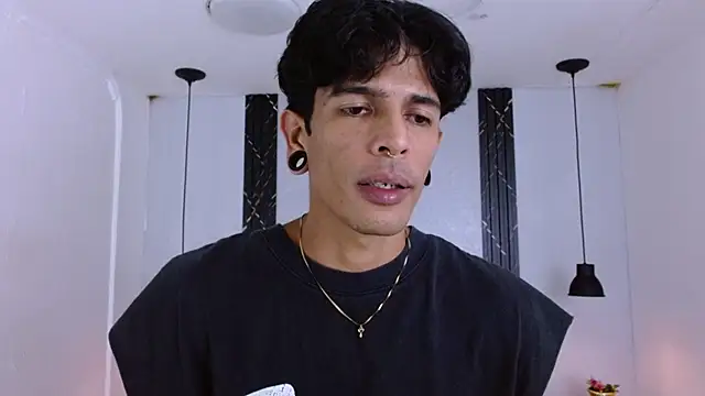 Franvill Trato online show from 06-29-26, 06:51