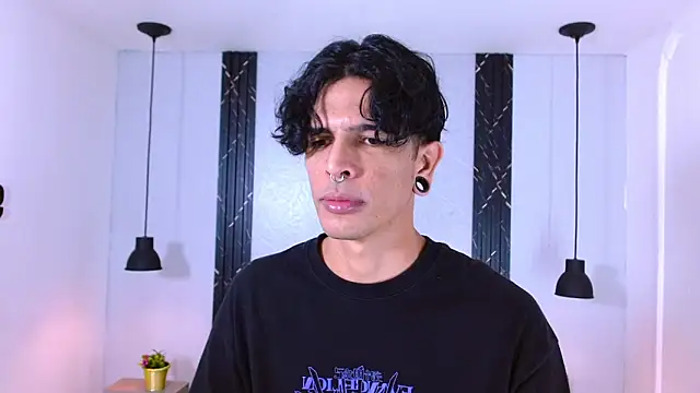 Snapshot of Franvill_Trato chatting on 10-06-25, 05:24 Franvill Trato online show from 10-06-25, 05:24