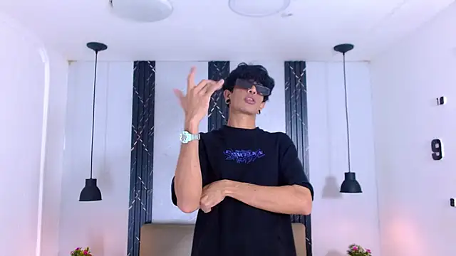 Franvill Trato online show from 11-26-25, 07:25