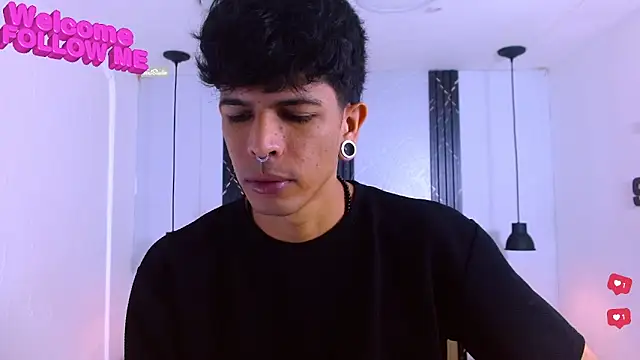 Franvill Trato online show from 12-21-25, 06:53