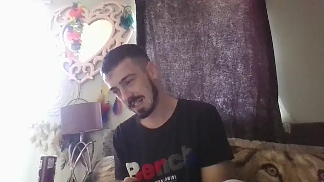 Snapshot of jaycoy22 chatting on 09-22-25, 02:23 jaycoy22 online show from 09-22-25, 02:23