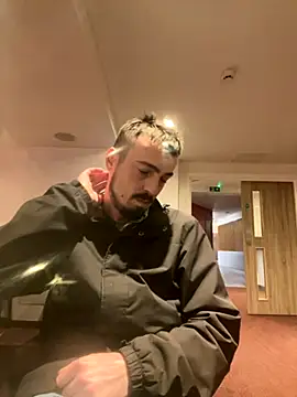 Snapshot of jaycoy22 chatting on 11-28-25, 09:59 jaycoy22 online show from 11-28-25, 09:59