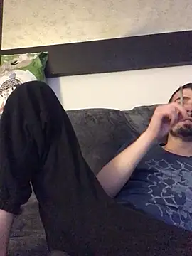 Snapshot of jaycoy22 chatting on 01-13-26, 04:22 jaycoy22 online show from 01-13-26, 04:22