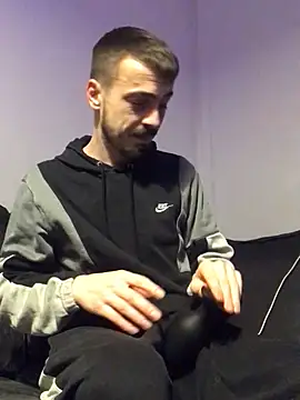 Snapshot of jaycoy22 chatting on 02-14-26, 08:31 jaycoy22 online show from 02-14-26, 08:31