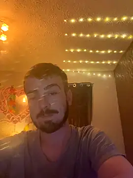 Snapshot of jaycoy22 chatting on 10-08-25, 05:46 jaycoy22 online show from 10-08-25, 05:46