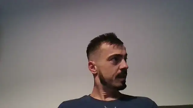 Snapshot of jaycoy22 chatting on 09-12-25, 08:30 jaycoy22 online show from 09-12-25, 08:30