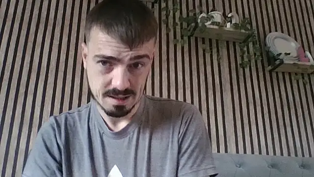 Snapshot of jaycoy22 chatting on 09-14-25, 12:16 jaycoy22 online show from 09-14-25, 12:16