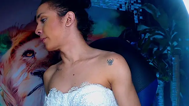 Cristal Gem1 online show from 11-29-25, 01:44