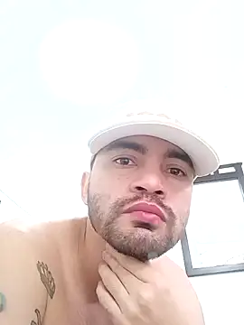 este juan online show from 10-26-25, 01:44