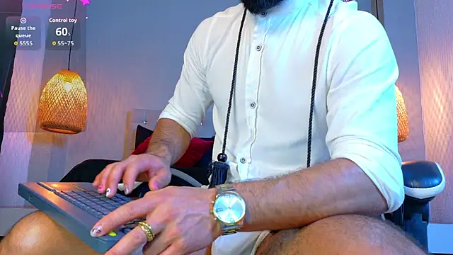 Thaiel Fosteer online show from 10-01-25, 07:02