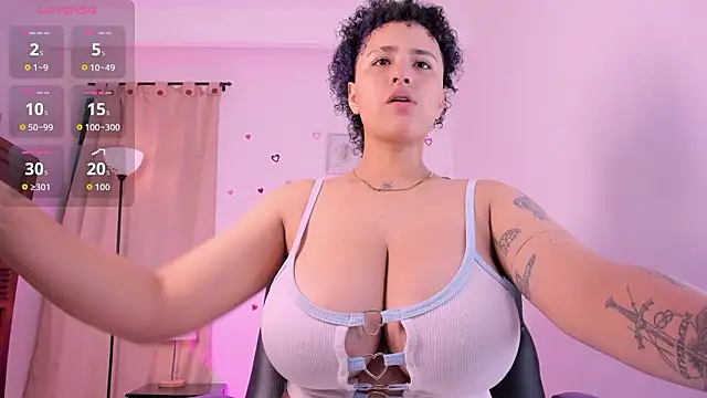 LiaaMoretzz online show from 03-28-26, 08:59