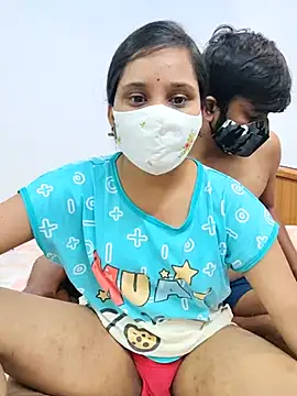 Snapshot of Miss_Riya20 chatting on 06-20-26, 12:32 Miss Riya20 online show from 06-20-26, 12:32