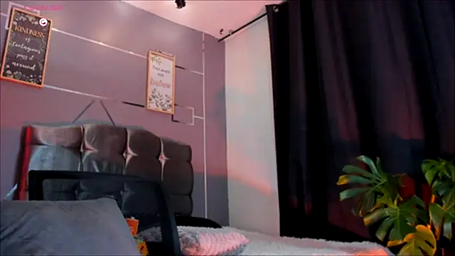 oliver mr  online show from 10-30-25, 09:40