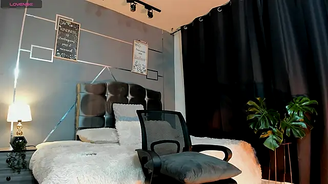 oliver mr  online show from 12-04-25, 08:30