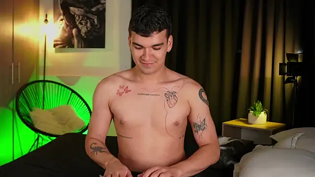 EROS AND ALAN online show from 03-25-26, 03:50