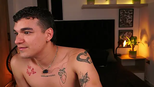 EROS AND ALAN online show from 06-10-26, 01:40