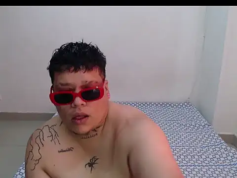 Yulian bigclit7 online show from 12-18-25, 04:11