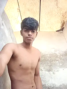 Snapshot of monster_33 chatting on 11-09-25, 03:54 monster 33 online show from 11-09-25, 03:54