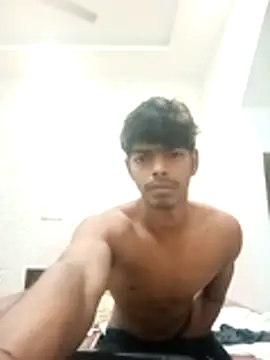 Snapshot of monster_33 chatting on 01-17-26, 12:09 monster 33 online show from 01-17-26, 12:09